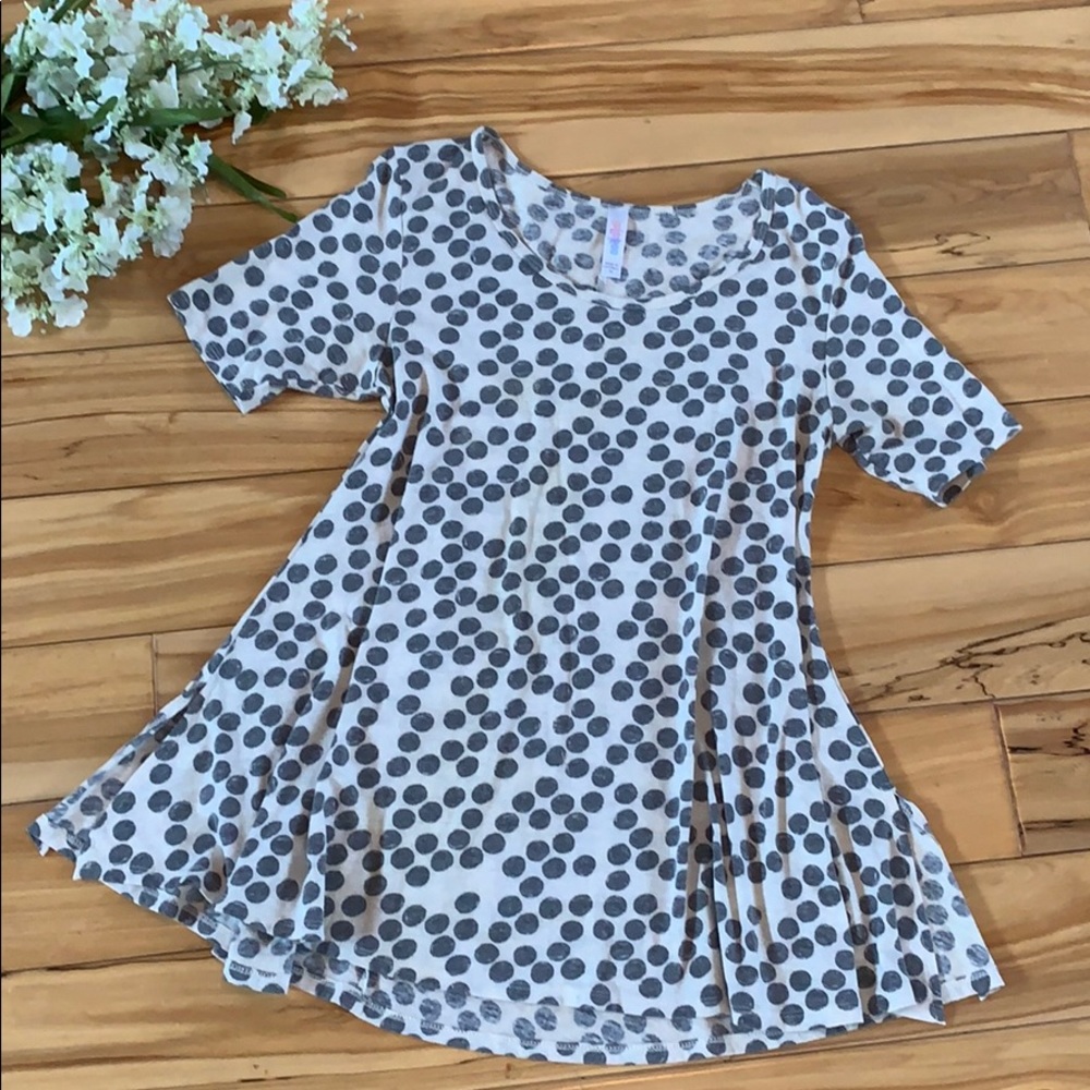 LuLaRoe Perfect T - XS - Grey Polka Dot